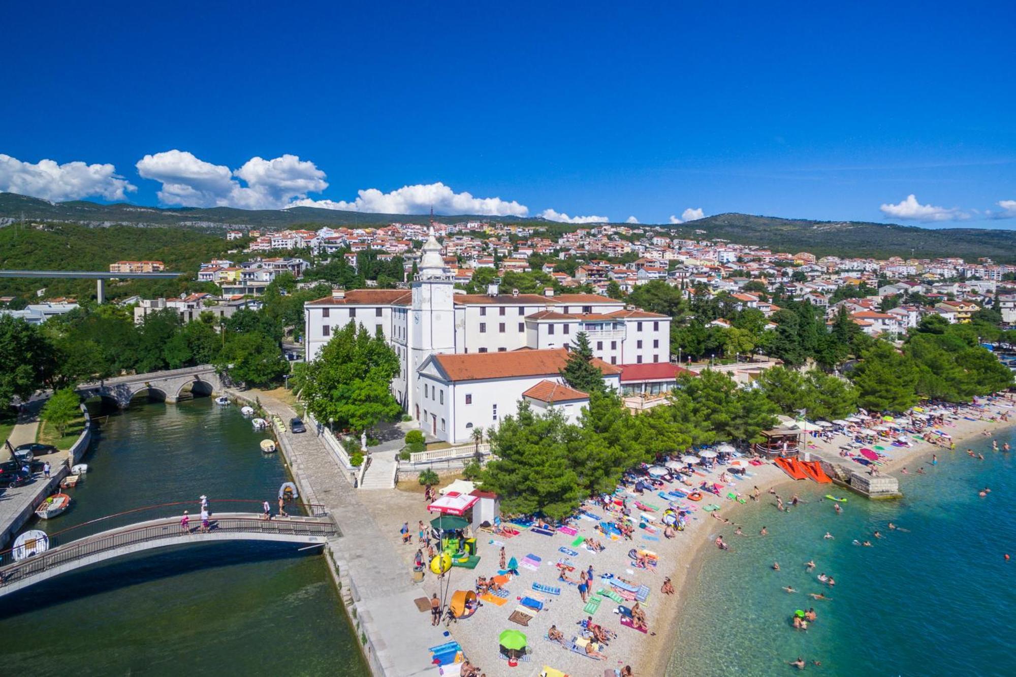 Relax Derossi 2 Lägenhet Crikvenica Exteriör bild