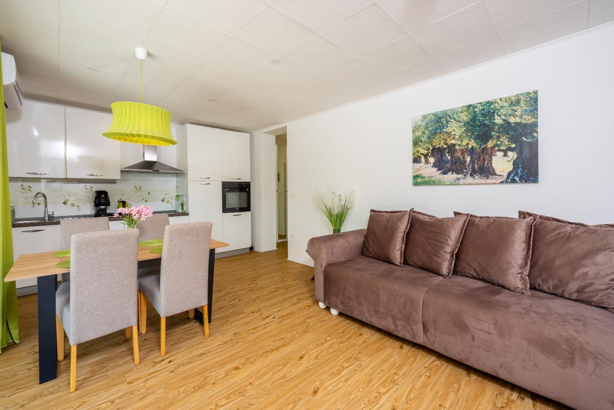 Relax Derossi 2 Lägenhet Crikvenica Exteriör bild